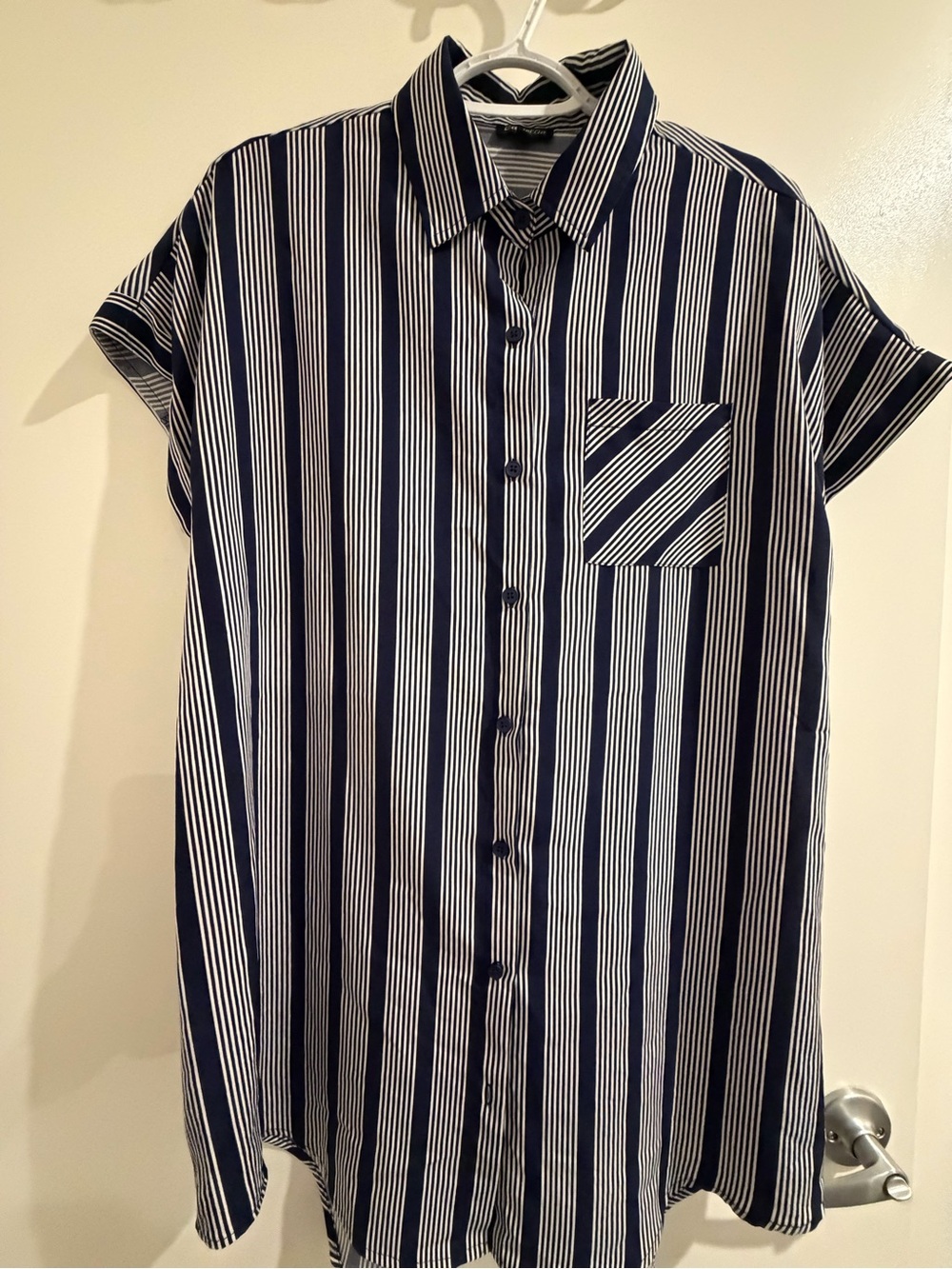 Men's Navy and White Stripe Short-Sleeve Button-Up Shirt